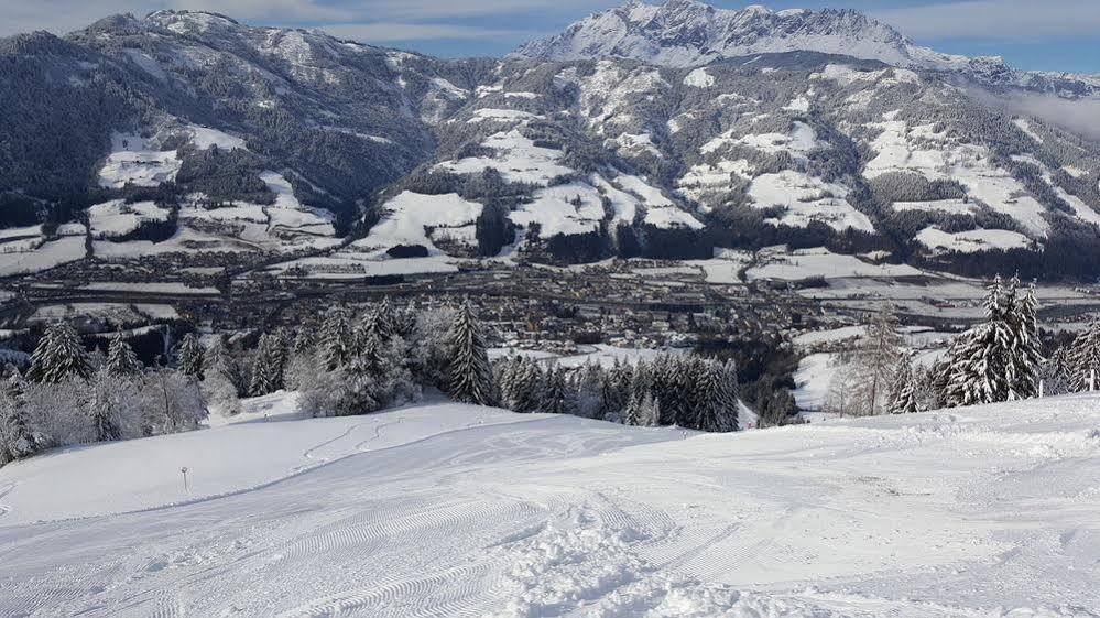 Hotel Hahnbaum Sankt Johann im Pongau Zewnętrze zdjęcie