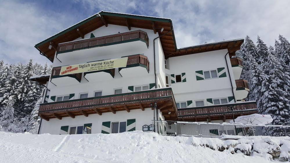 Hotel Hahnbaum Sankt Johann im Pongau Zewnętrze zdjęcie