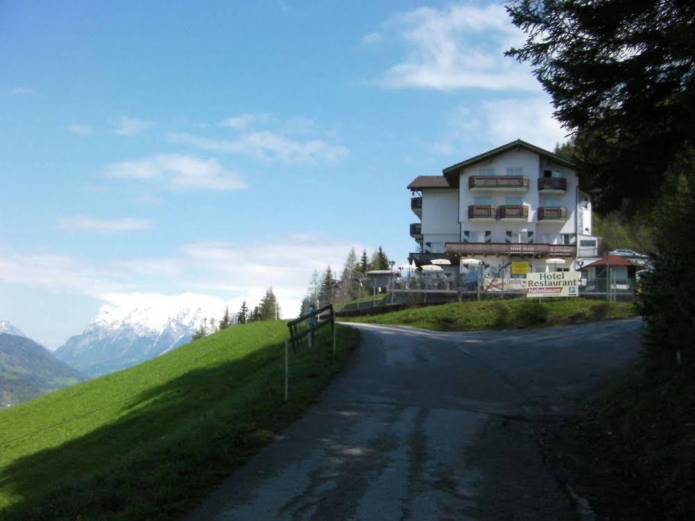 Hotel Hahnbaum Sankt Johann im Pongau Zewnętrze zdjęcie